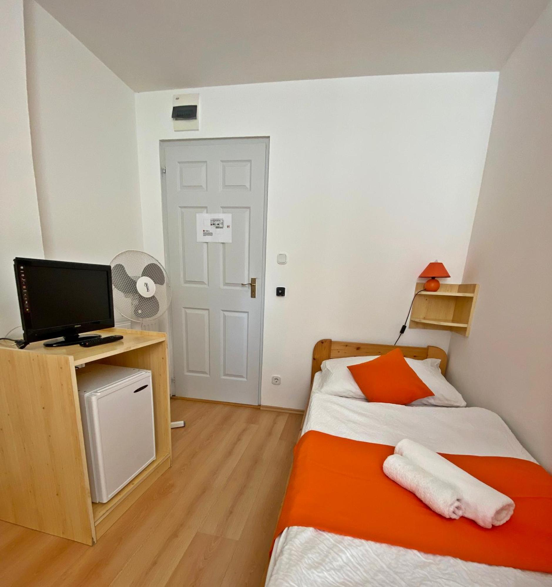 Hotel Magnólia Balatonszepezd Habitación foto