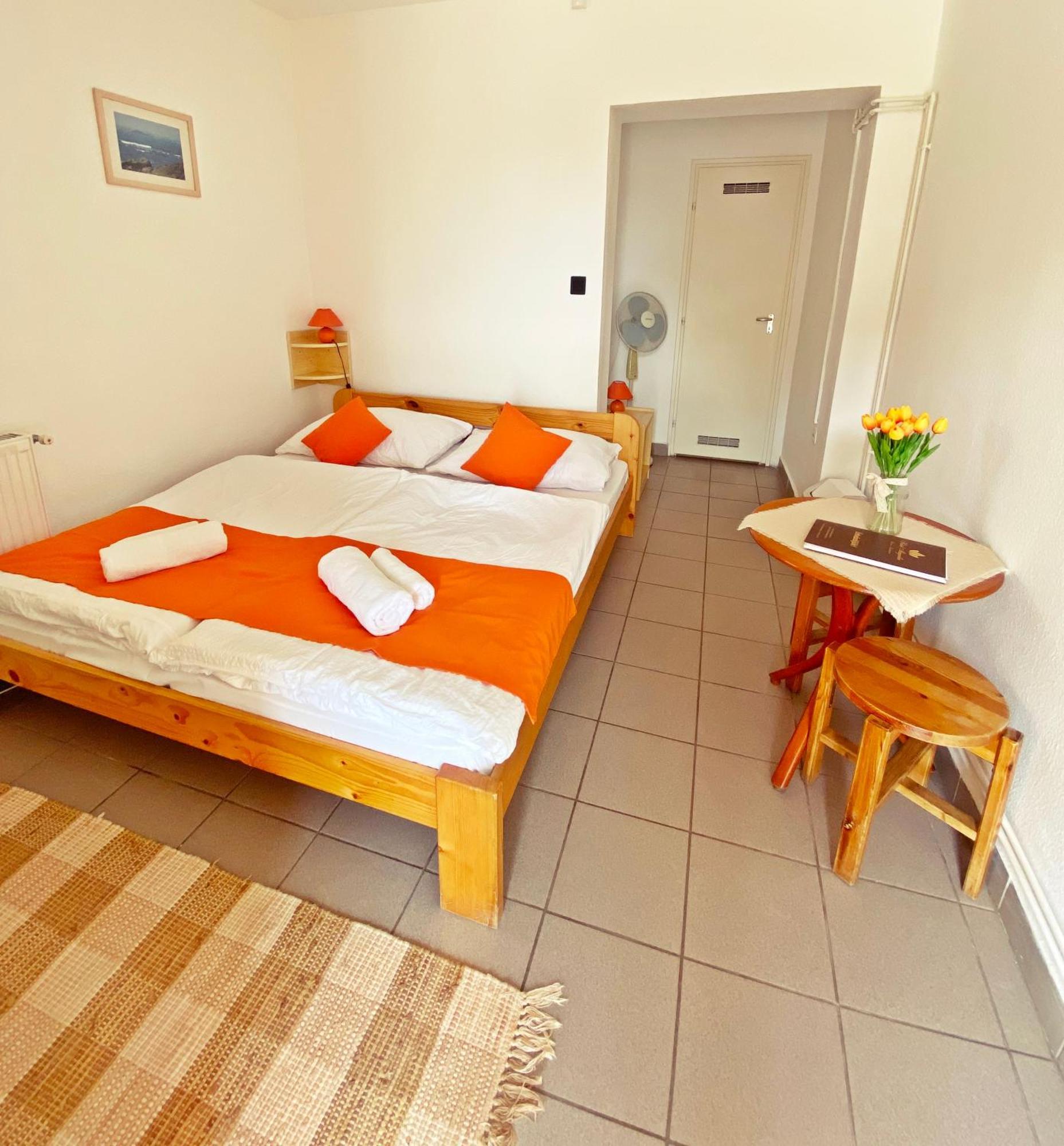Hotel Magnólia Balatonszepezd Habitación foto